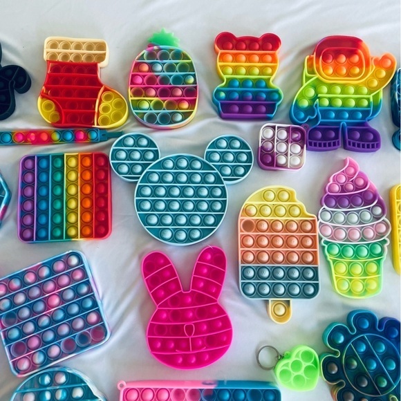 4lb Lot of Mixed Fidget Toys – Push Bubble, Sensory Stress Relief Fun - Picture 8 of 11